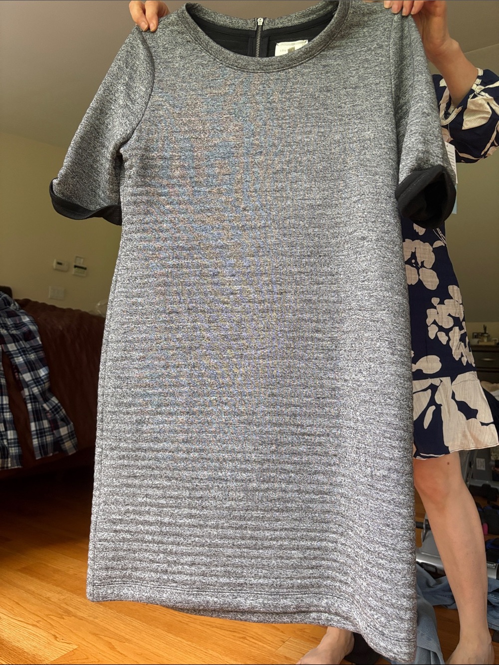Lou & Grey Heather Gray Short-Sleeve Textured Shift Dress